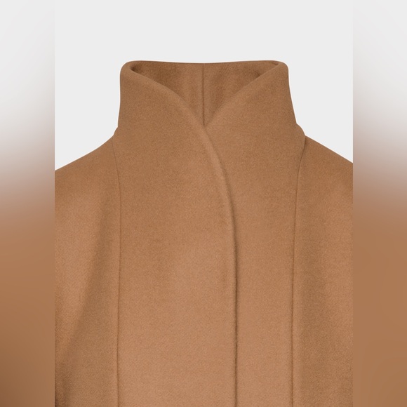 Aritzia Wilfred Cocoon Coat - Picture 6 of 12